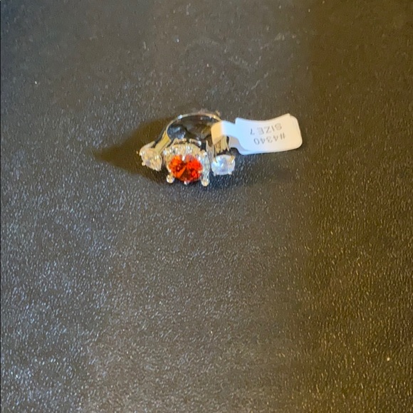 Ring - Picture 1 of 3